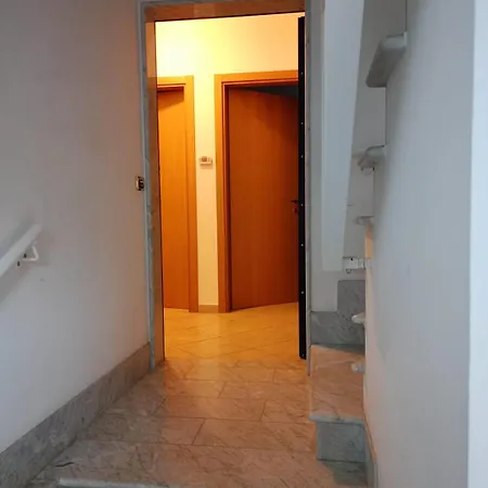 Da Enza - Al Mare Apartmán *